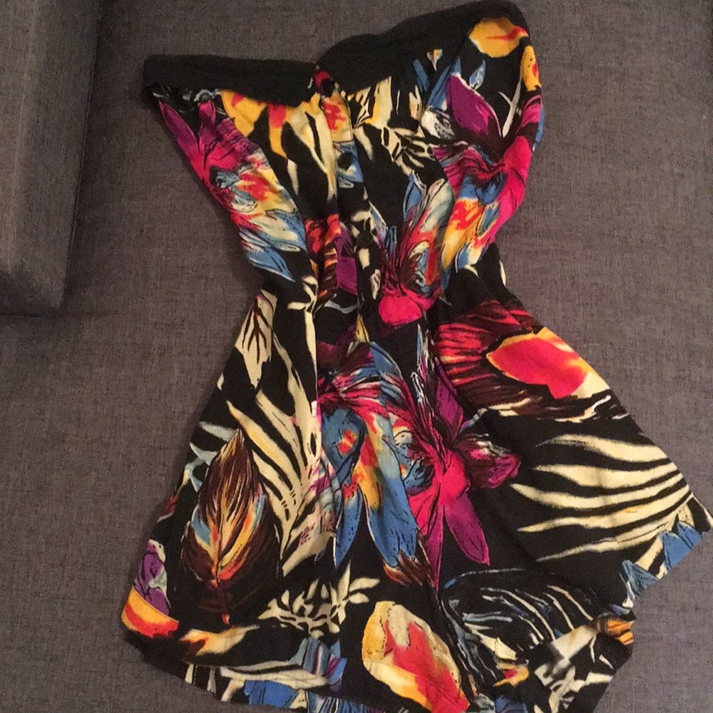 🦄 3/$15 SALE! Motel Jungle Playsuit